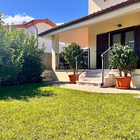 בית נופש Casa Grecale *